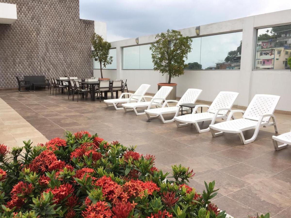 Luxury Suites River Front 瓜亚基尔 外观 照片