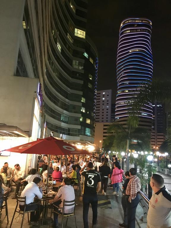 Luxury Suites River Front 瓜亚基尔 外观 照片