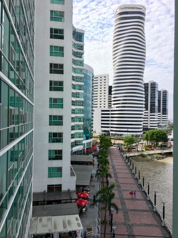 Luxury Suites River Front 瓜亚基尔 外观 照片